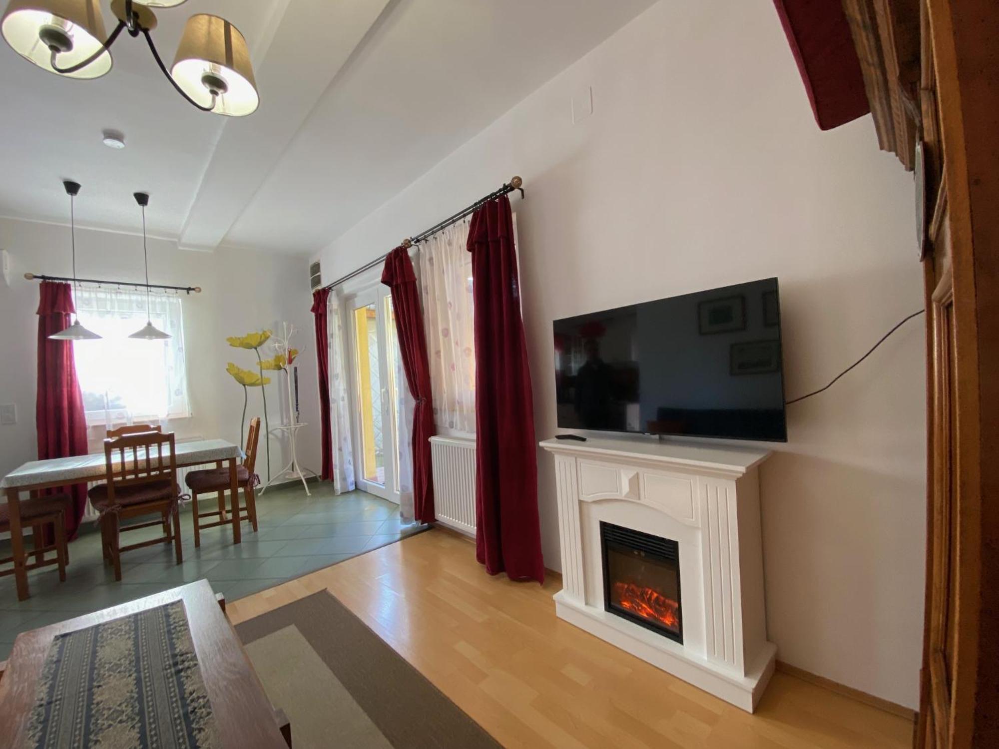 Villa Elisa Vonyarcvashegy Zewnętrze zdjęcie